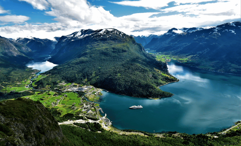 Norway's Fjords Multi-generational Adventure With Exclusive Return Coach (6)